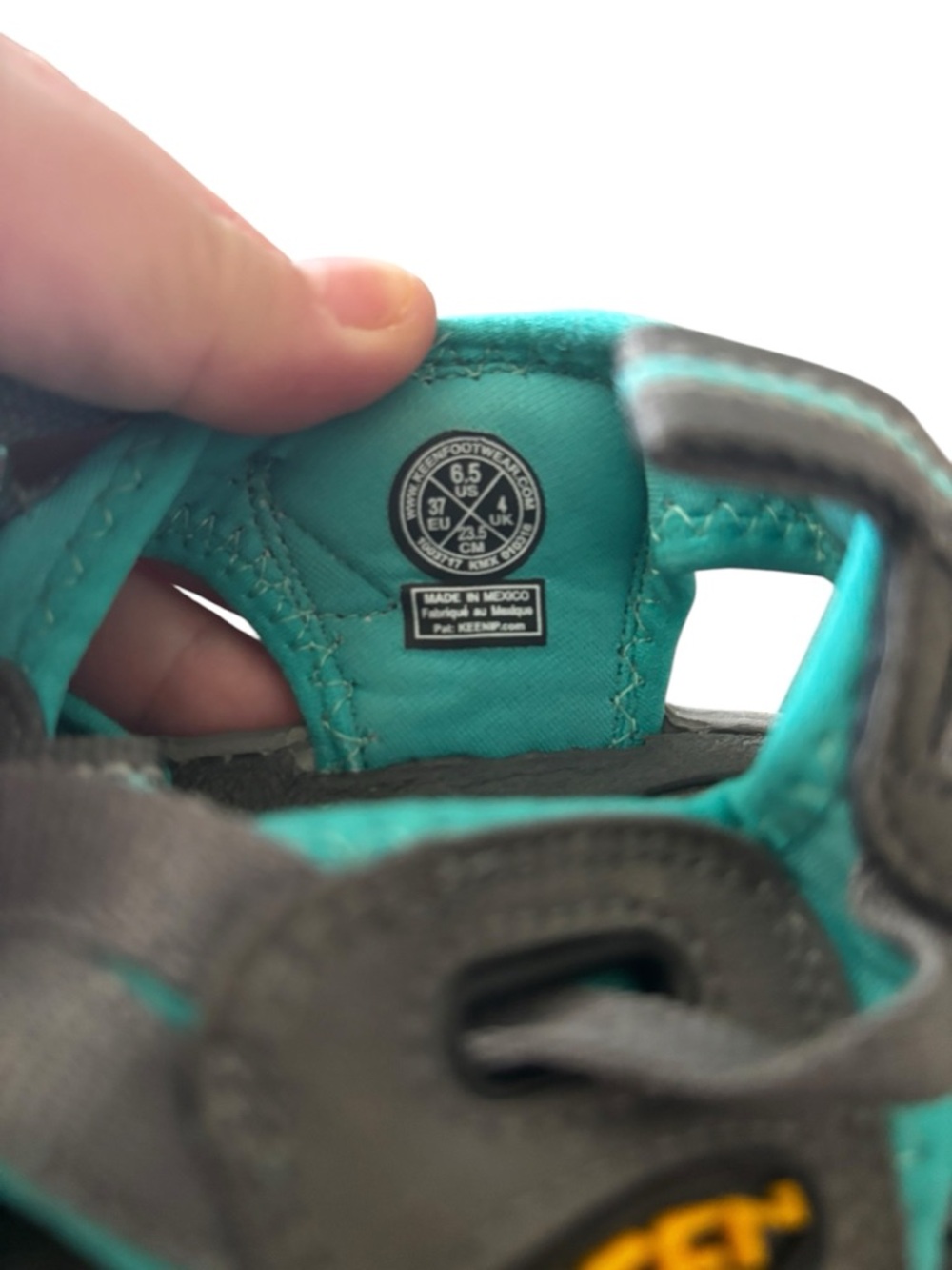 KEEN Whisper Hiking Waterproof Sport Closed Toe Sandals Teal Womens Size 6.5 - Picture 4 of 5